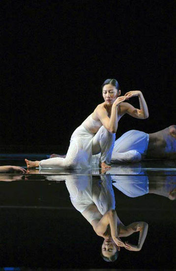 Taiwan - Cloud Gate Dance Theater