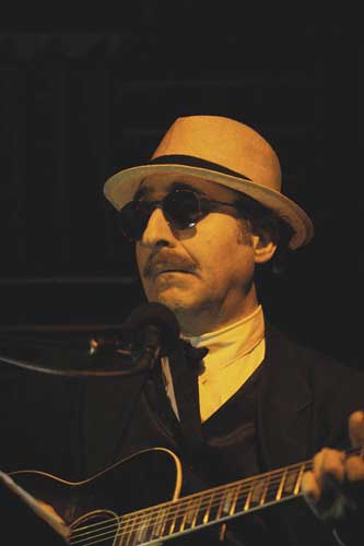  Leon Redbone 