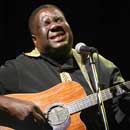 Vusi Mahlasela